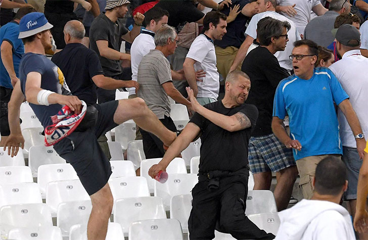 Euro 2016 Violence: Russian Hooligans Attack England Fans